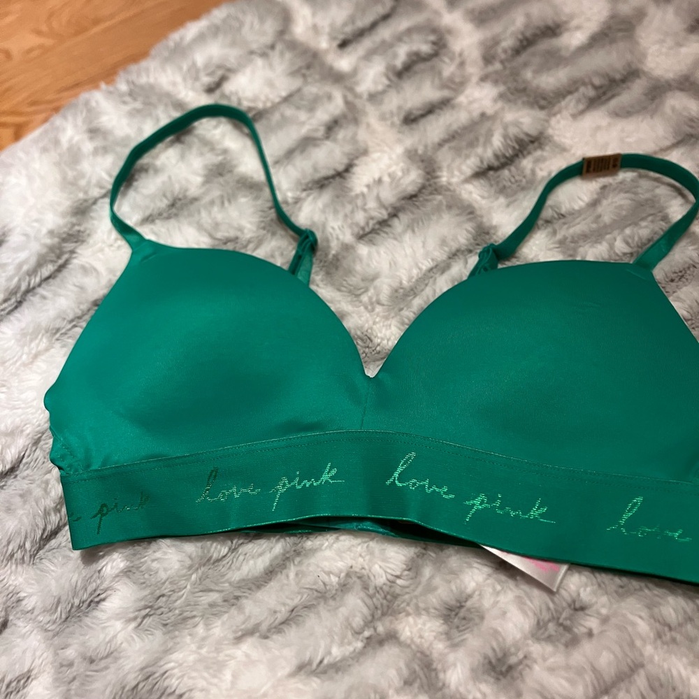 Pink bra size 34B